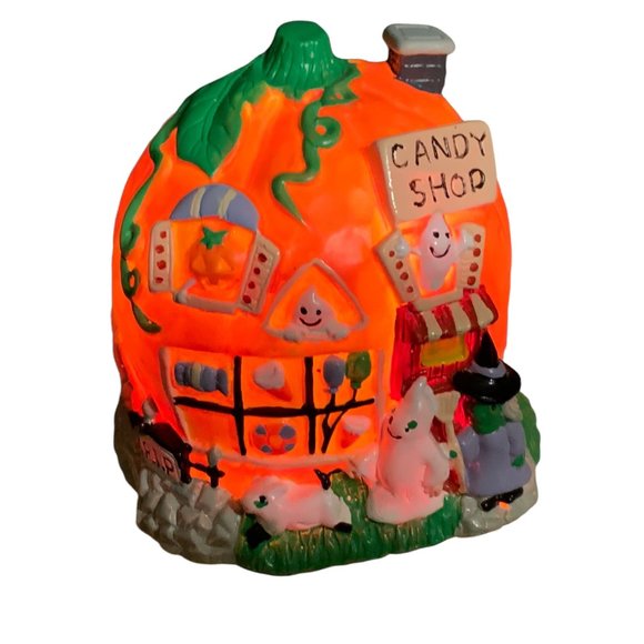 Halloween Candy shop haunted house Lighted - Picture 7 of 9